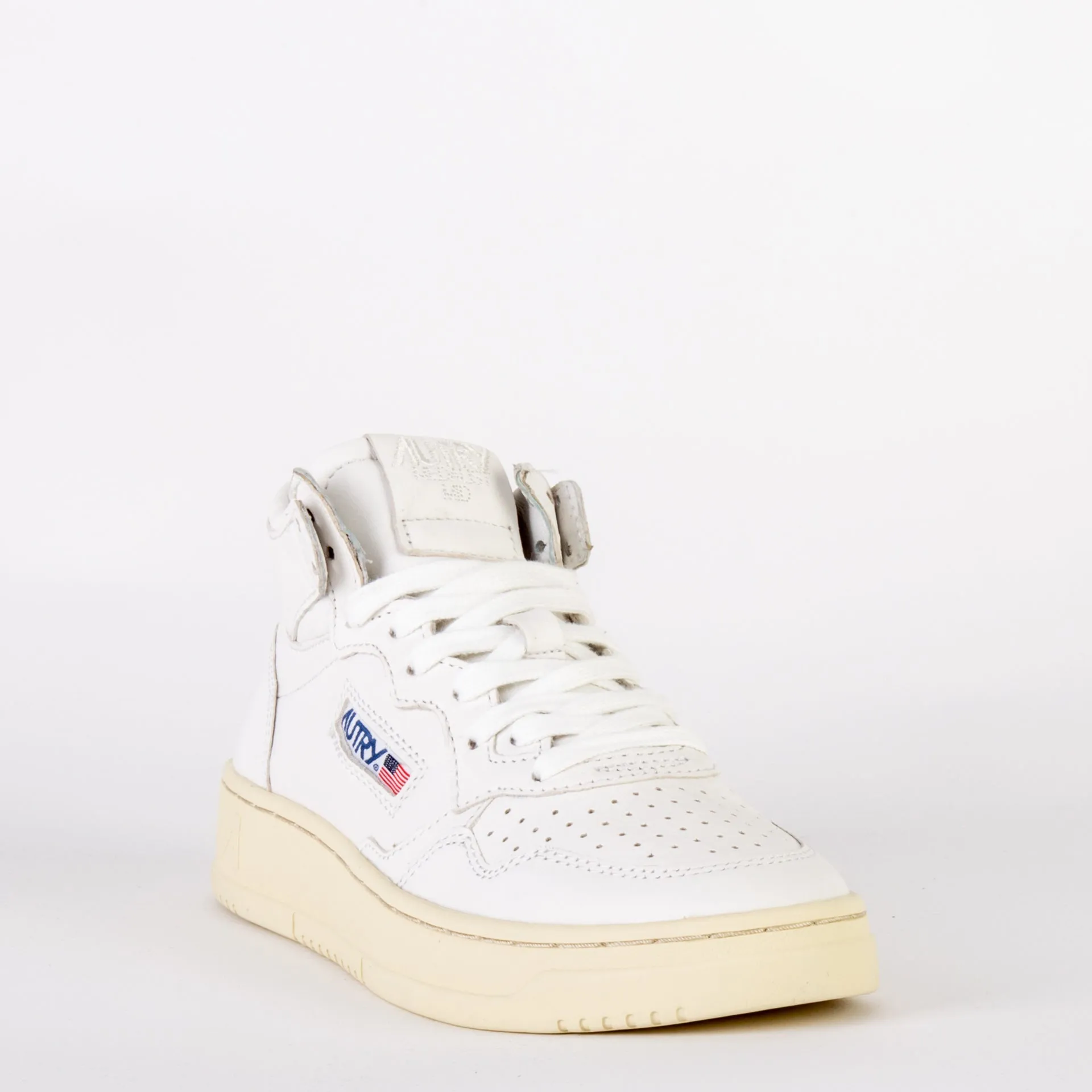 AUTRY SNEAKERS - MEDALIST MID CUT GOAT - WHT