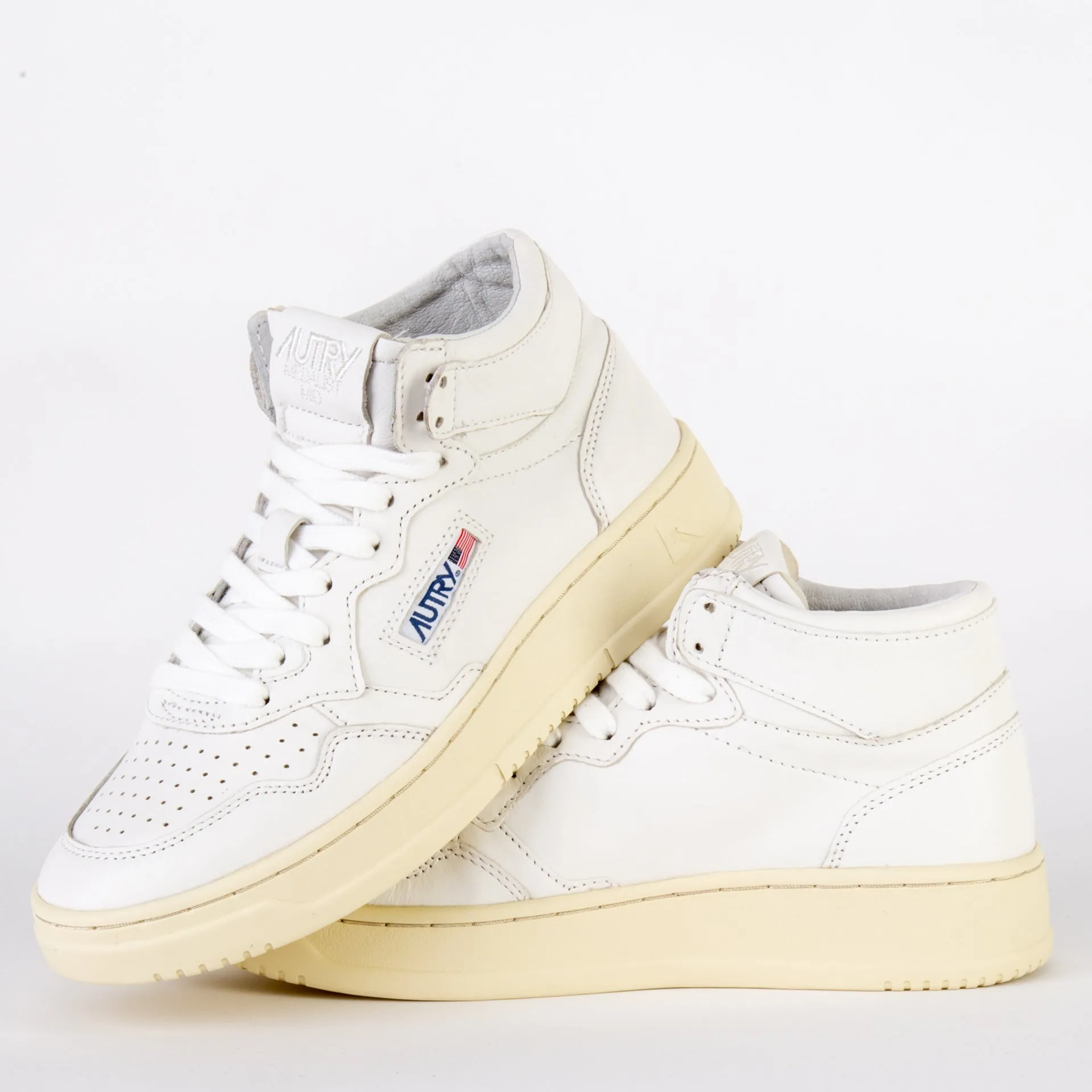 AUTRY SNEAKERS - MEDALIST MID CUT GOAT - WHT