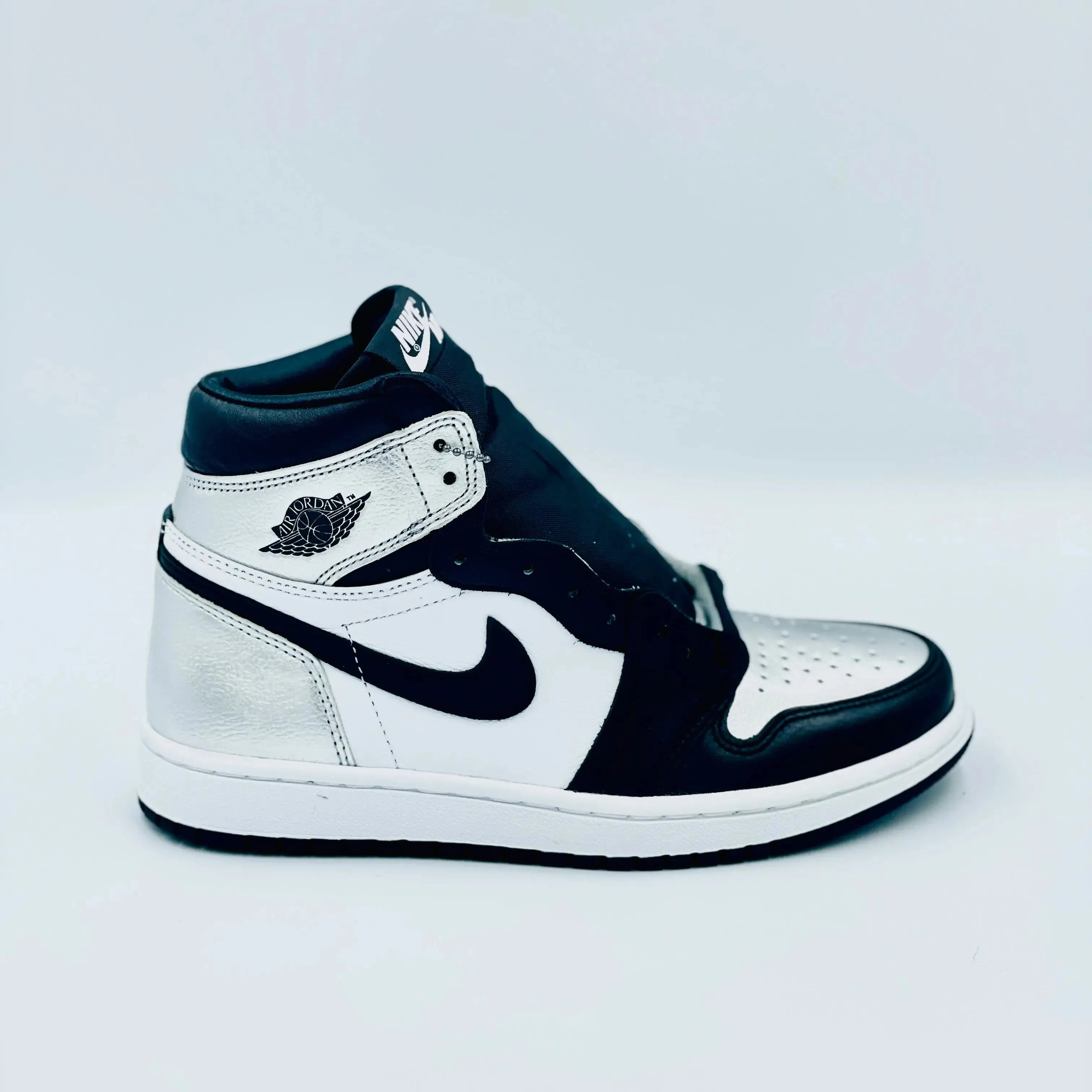 Jordan 1 Retro High Silver Toe (W)