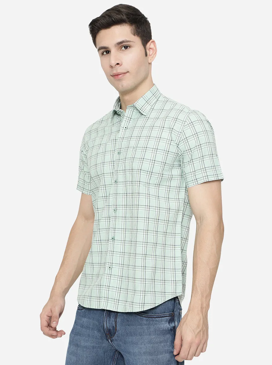 Lucite Green Checked Slim Fit Casual Shirt | Greenfibre