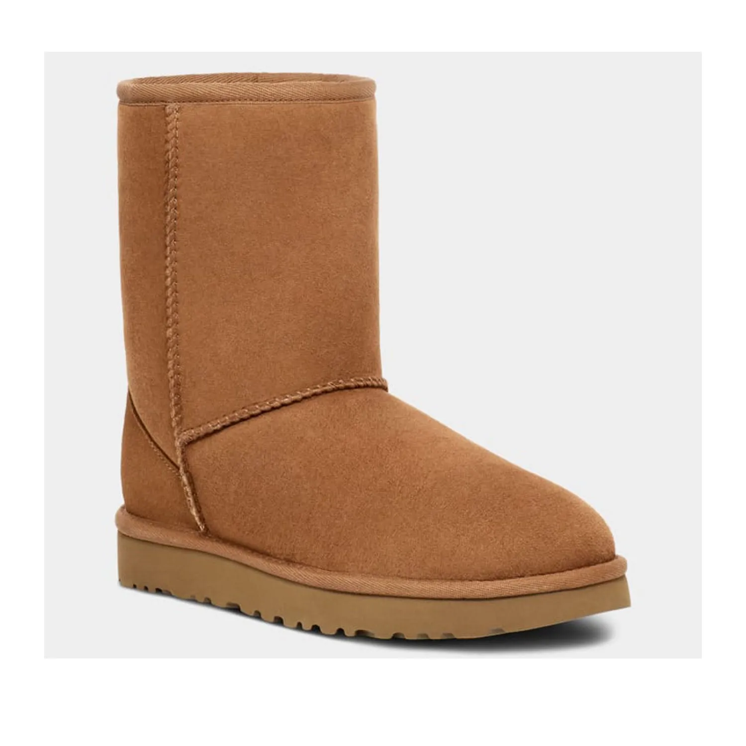 UGG Women's Classic Short II in Chestnut